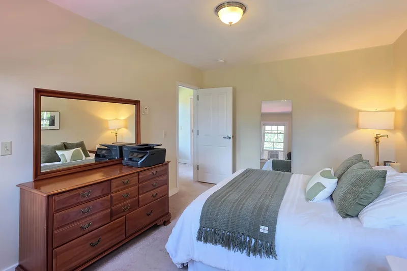Photo 10 of 13 of 1114A Ethan Allen