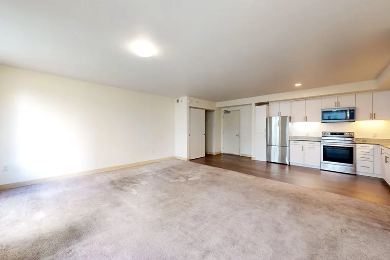 Photo 1 of 14 of 1400 Mission Street Unit 701
