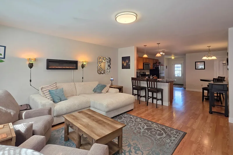 Photo 6 of 15 of 15 East Street, Unit 103