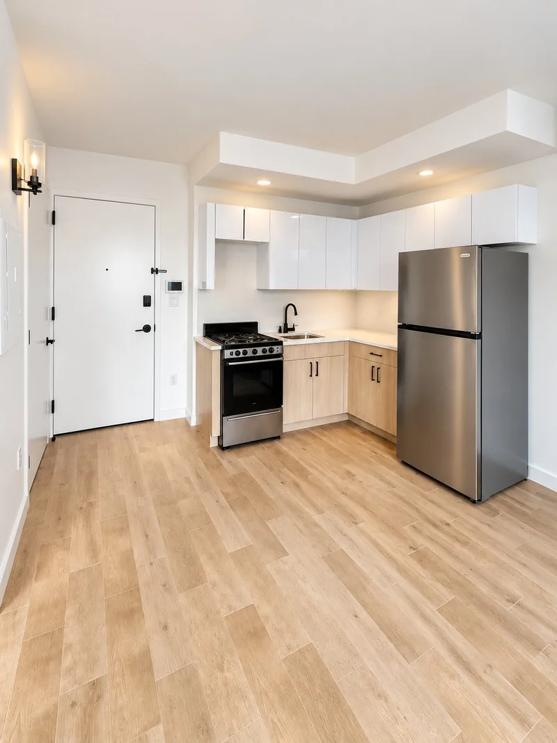 Photo 4 of 6 of 1677 Eastburn Avenue