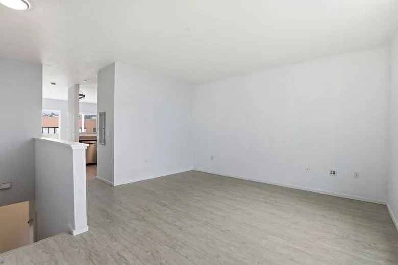 Photo 3 of 3 of 1740 Bancroft Avenue Unit 251