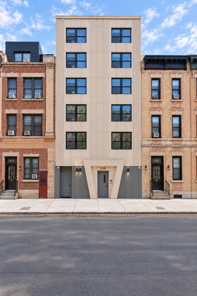 Photo 1 of 5 of 3180 Villa Avenue Apartments
