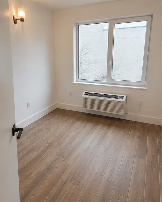 Photo 5 of 5 of 354 East 194th Street Apartments