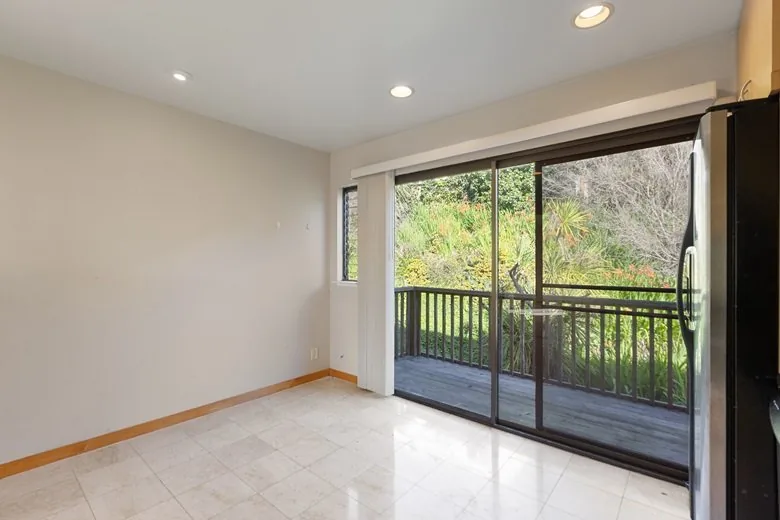 Photo 8 of 13 of 370 Monterey Blvd Unit 313