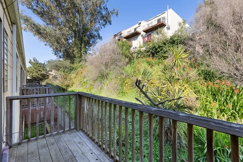 Photo 9 of 13 of 370 Monterey Blvd Unit 313
