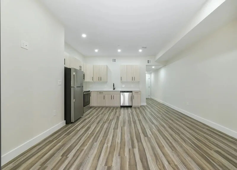 Photo 6 of 13 of 400-410 Washington Street