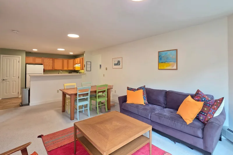 Photo 7 of 9 of 409 Farrell Street, Unit 202