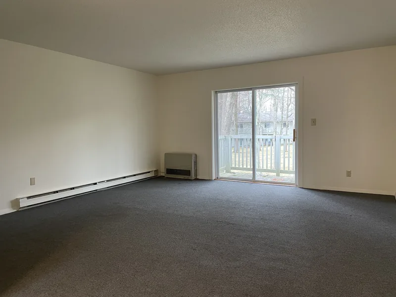Photo 1 of 8 of 435 Dorset Street