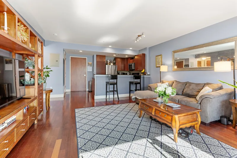 Photo 13 of 23 of 533 Cambridge Street Condominium
