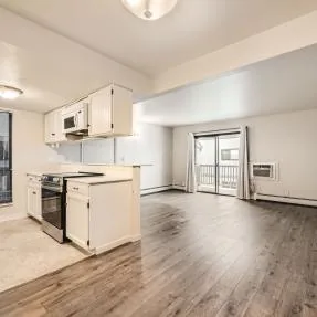 Photo 24 of 36 of 625 Manhattan Place Unit 308
