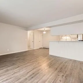 Photo 25 of 36 of 625 Manhattan Place Unit 308
