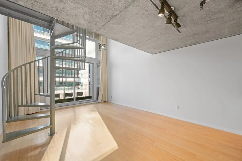 Photo 3 of 15 of 855 Folsom Street Unit 742