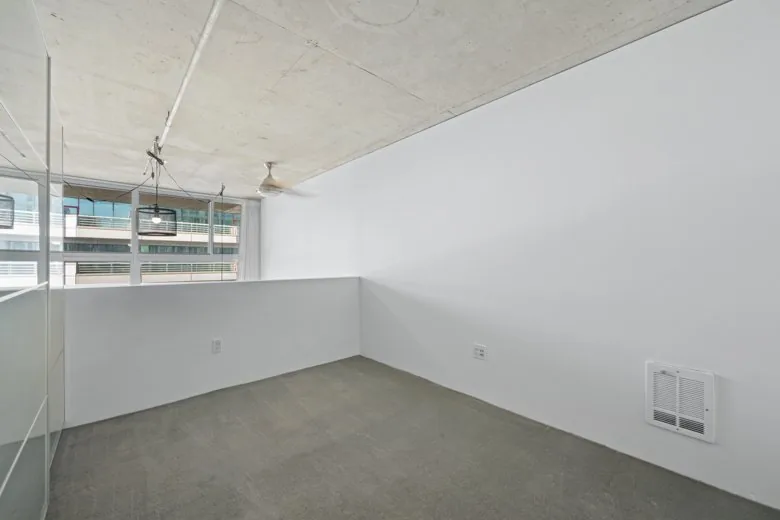 Photo 8 of 15 of 855 Folsom Street Unit 742