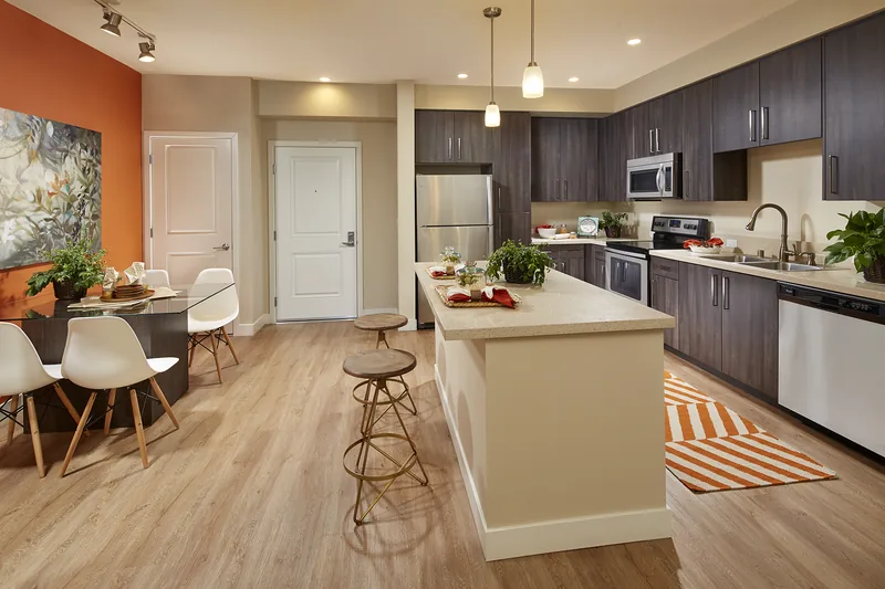 Photo 5 of 10 of Ascent Apartments