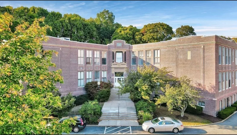 Photo 2 of 4 of Bulfinch Condominium