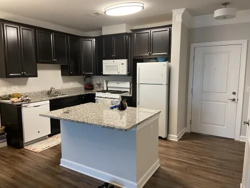 Photo 9 of 11 of Crest of Alexandria - 6107 Fairview Farm Dr #201