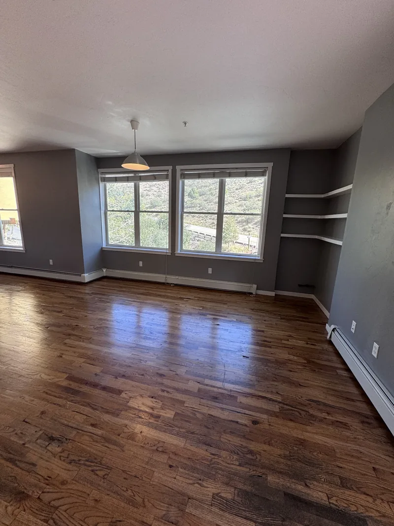 Photo 5 of 25 of Deed-restricted for sale: 511 Metcalf Road G19