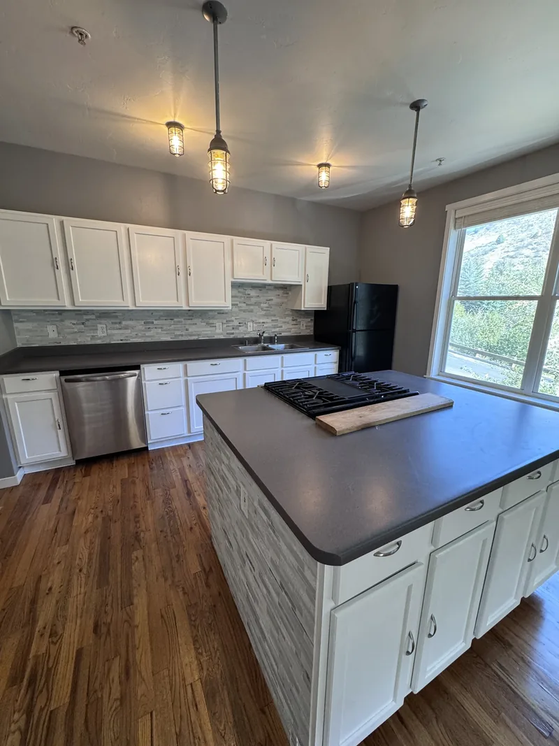 Photo 7 of 25 of Deed-restricted for sale: 511 Metcalf Road G19
