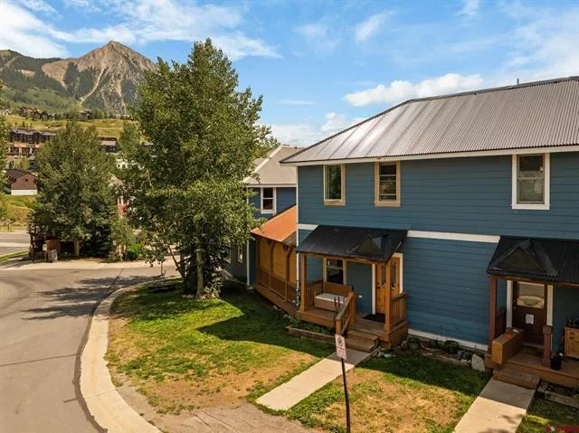 Photo of Deed-restricted resale: 201 Pitchfork Dr.