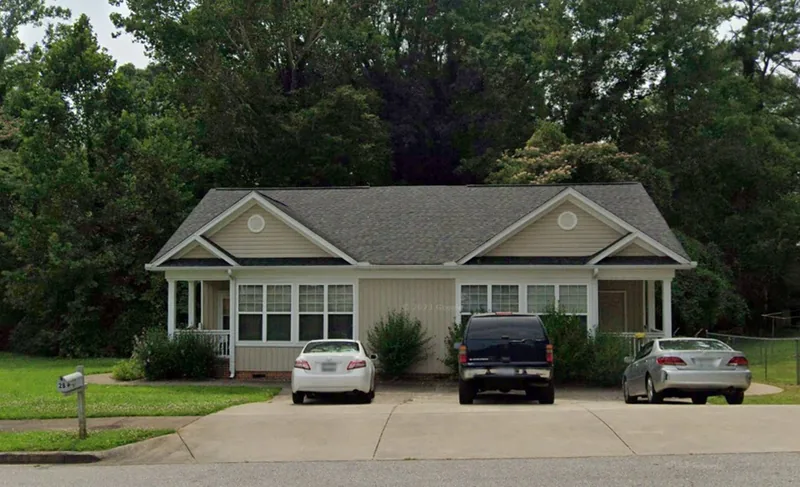 Photo of GCRA senior rental - 2A Phoenix Bluff Court