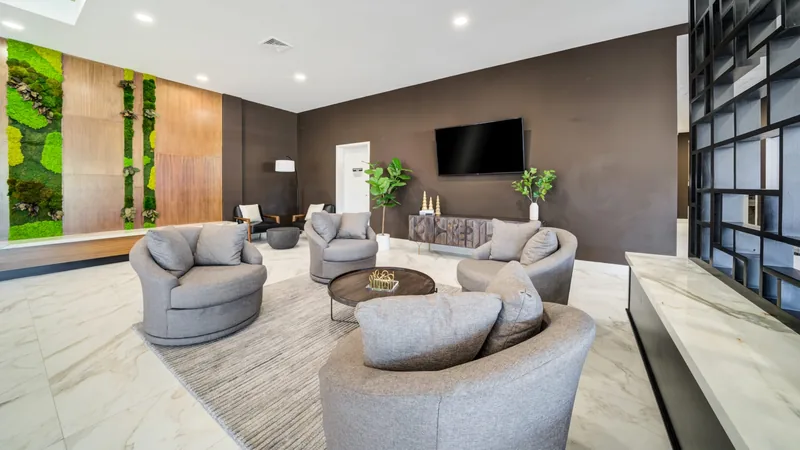 Photo 7 of 12 of Helix Apartments