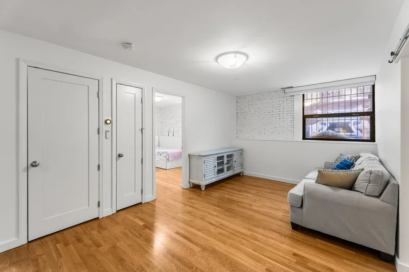 Photo 11 of 22 of Lawrence Place Condominium