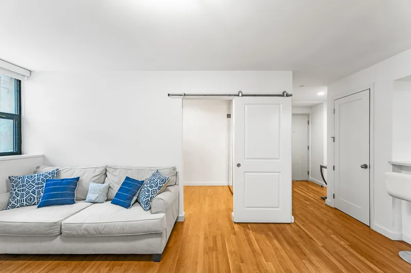 Photo 13 of 22 of Lawrence Place Condominium