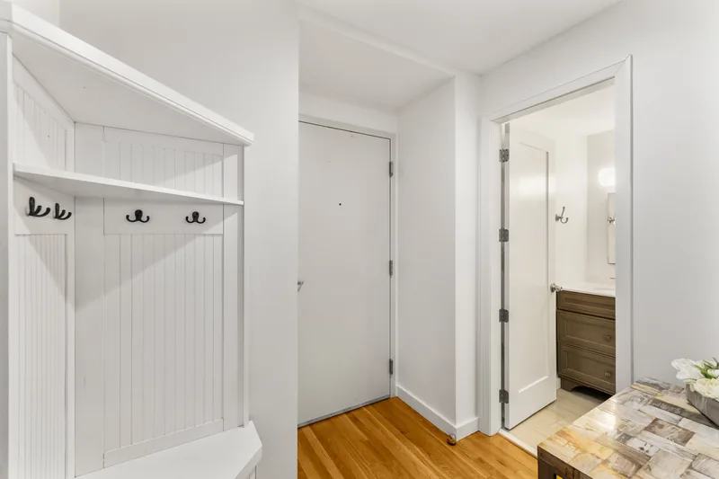 Photo 6 of 22 of Lawrence Place Condominium