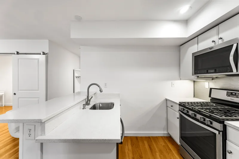 Photo 8 of 22 of Lawrence Place Condominium