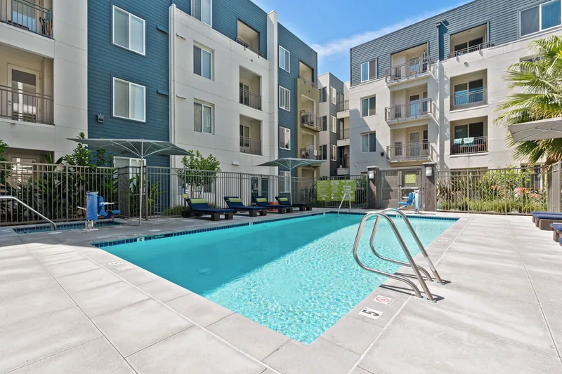 Photo 2 of 9 of LINQ Apartments