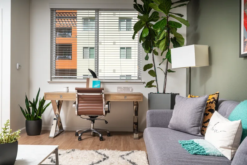 Photo 4 of 9 of LINQ Apartments