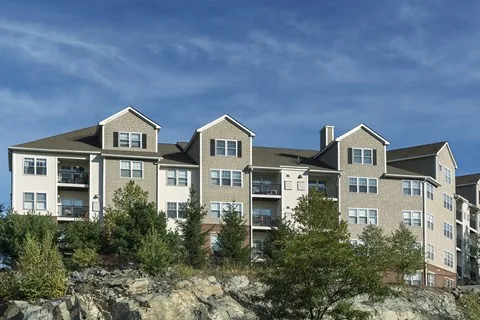 Photo 4 of 8 of Lodge at Ames Pond