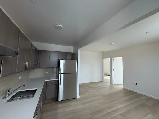 Photo 2 of 8 of Longfellow Marmion Apartments