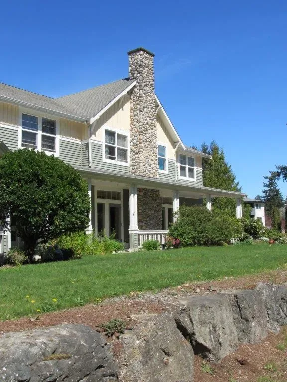 Photo 2 of 22 of Madrona Manor, tax credit units waitlist: Housing Kitsap