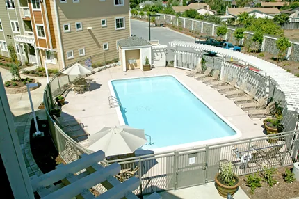 Photo 5 of 10 of Oak Tree Village Apartments