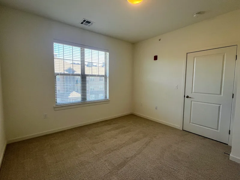 Photo 16 of 27 of Paddock Estates