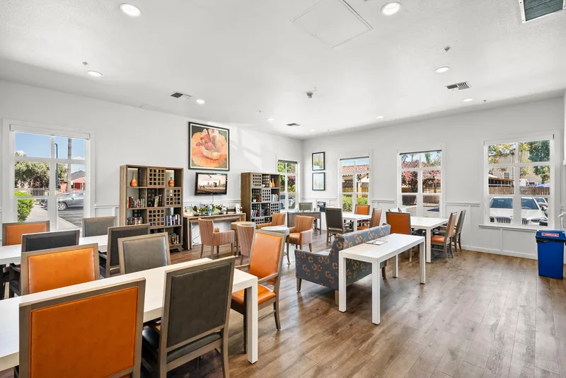 Photo 4 of 10 of Palm Court Senior Apartments