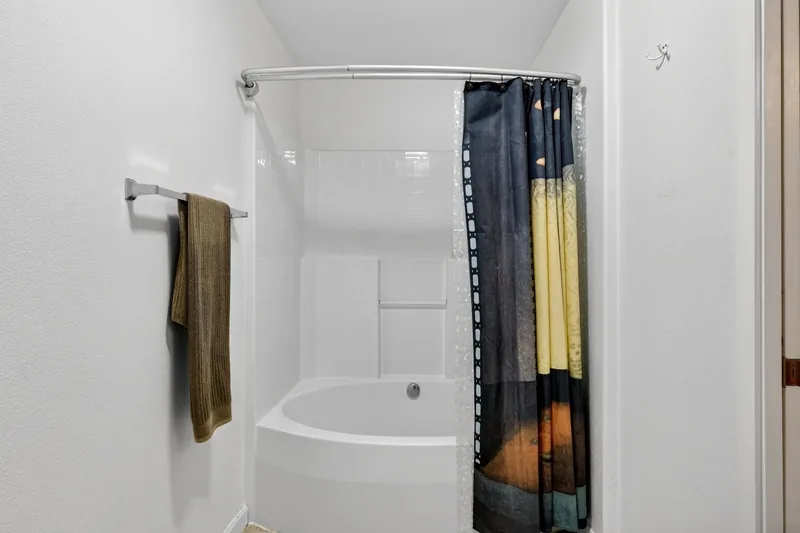 Photo 16 of 20 of Proud Ground home: 14830 SW Sandhill Loop #102