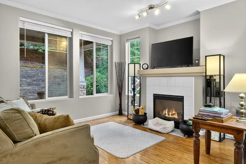 Photo 7 of 20 of Proud Ground home: 14830 SW Sandhill Loop #102