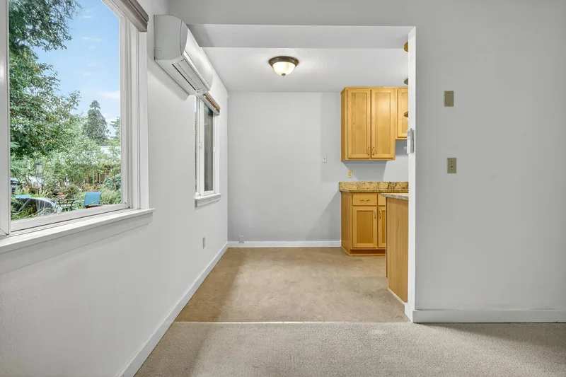 Photo 8 of 20 of Proud Ground home: 4653 NE Killingsworth Street #27