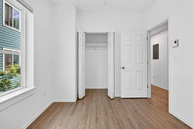 Photo 19 of 27 of Proud Ground home: 7545 N Olin Ave, Unit 201