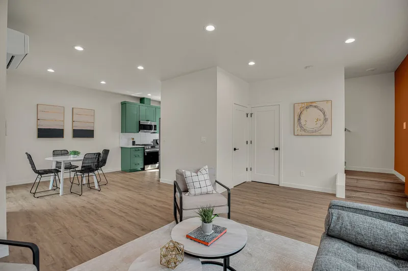 Photo 17 of 60 of Proud Ground home: Carlton Courtyard: 7 New Townhomes