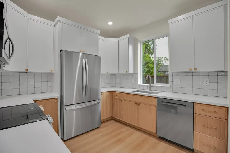 Photo 28 of 60 of Proud Ground home: Carlton Courtyard: 7 New Townhomes