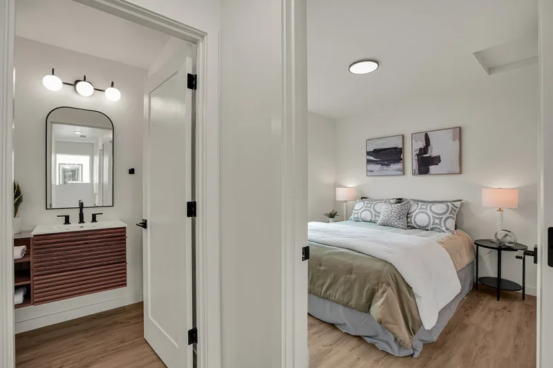 Photo 37 of 60 of Proud Ground home: Carlton Courtyard: 7 New Townhomes