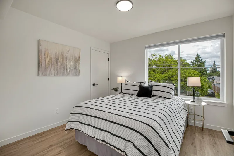 Photo 42 of 60 of Proud Ground home: Carlton Courtyard: 7 New Townhomes