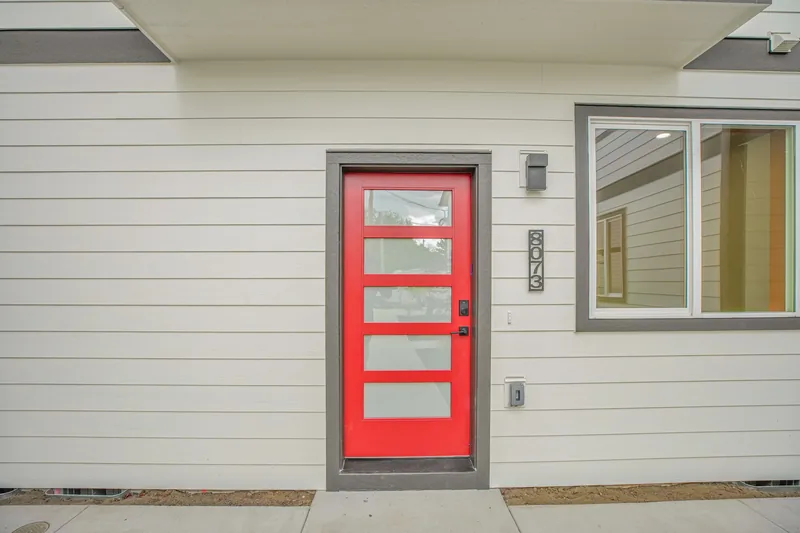 Photo 9 of 60 of Proud Ground home: Carlton Courtyard: 7 New Townhomes
