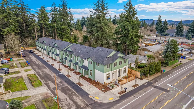Photo 31 of 52 of Proud Ground home: Couch Street Townhomes