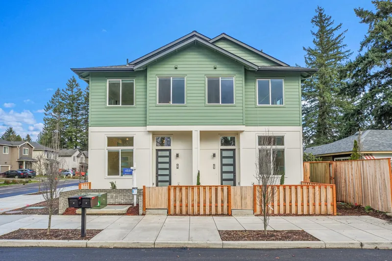 Photo 46 of 52 of Proud Ground home: Couch Street Townhomes