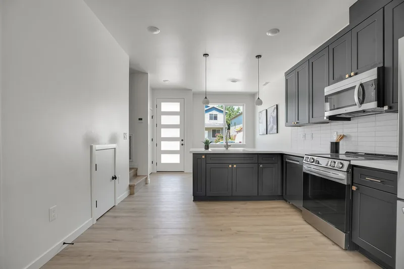Photo 9 of 52 of Proud Ground home: Couch Street Townhomes