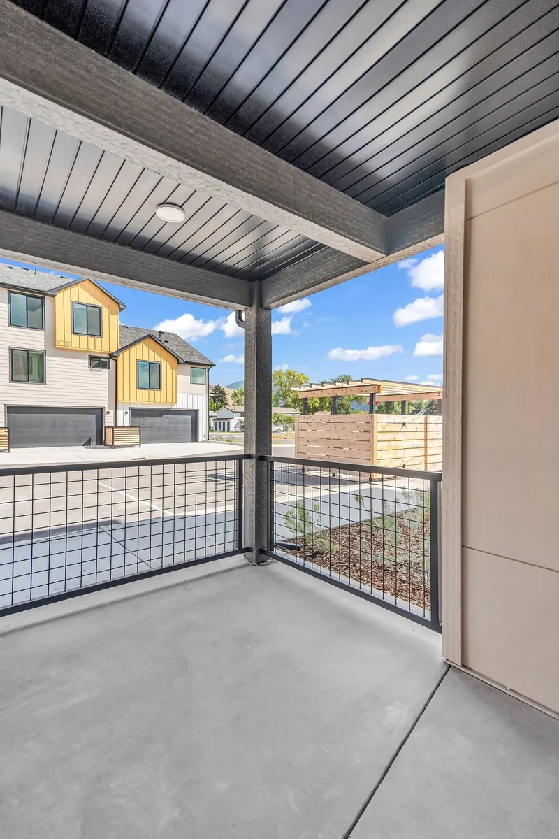 Photo 3 of 14 of Ravara Homes 1-BR H-103
